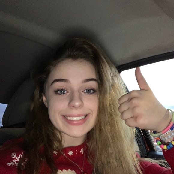 Meet your Posher, Gabbi - Picture 10 of 10